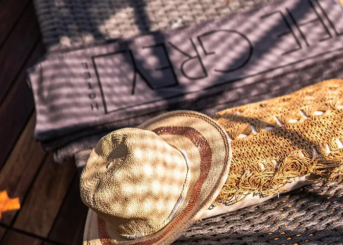 Отель The Grey Alacati Кешме