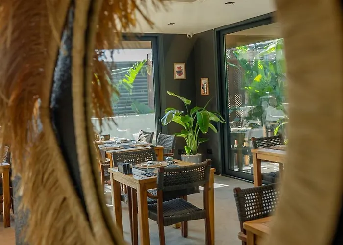 The Grey Alacati Кешме